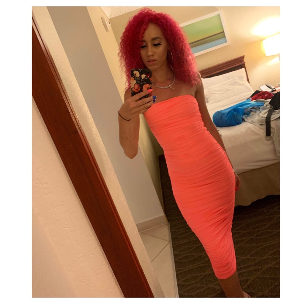 Ohpolly Ruched midi dress